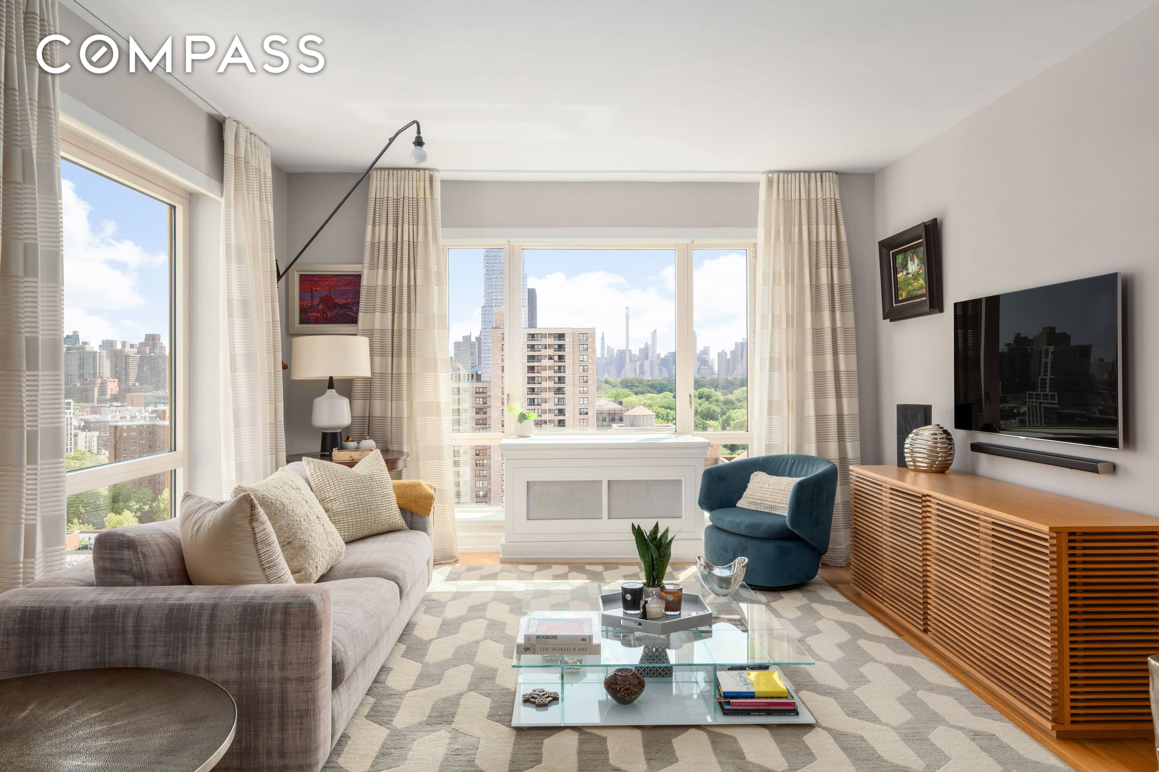 Direct Central Park views in this luxurious split bedroom corner home Welcome to 19C at 1280 Fifth Avenue.