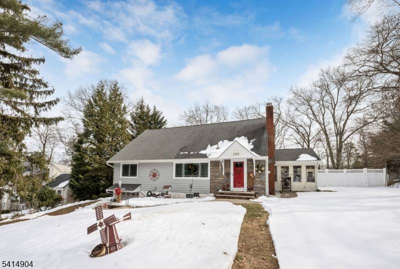 Welcome To This Charming 3 4 BR Home Located In The Highly Sought After Town Of Wyckoff, NJ.