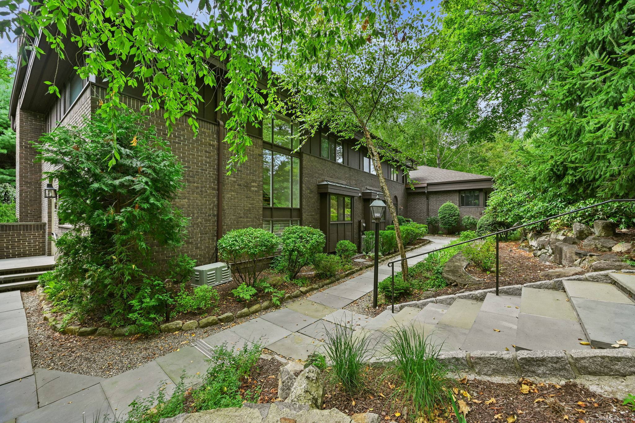 Spectacular, spacious and sun filled 3BR, 2.