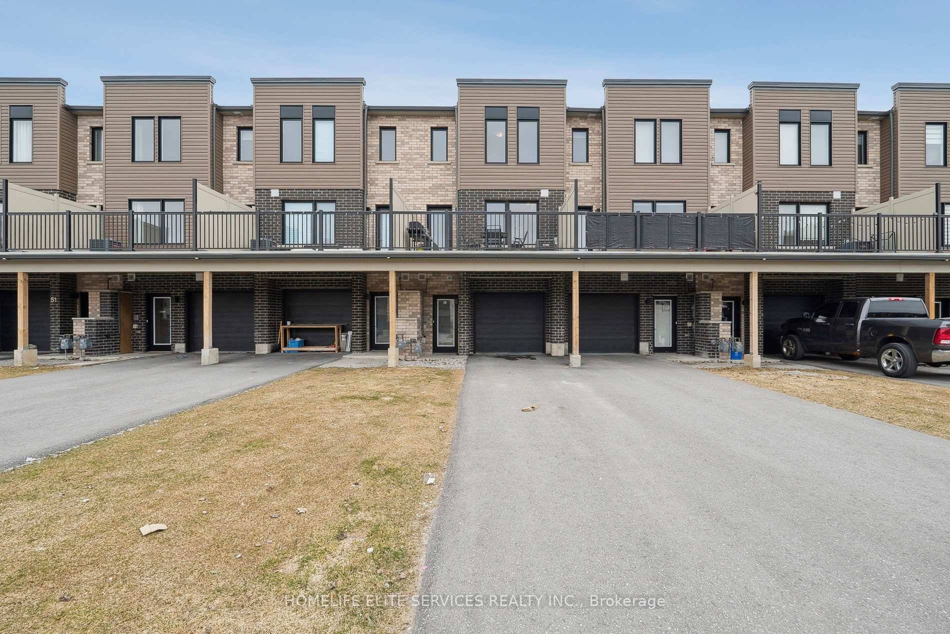 Welcome to this beautifully maintained townhouse in a vibrant, family friendly neighborhood !