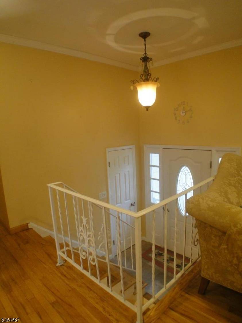 Updated 4BR, 2. 1 Baths, 2 Car garage single home in nice neighborhood.