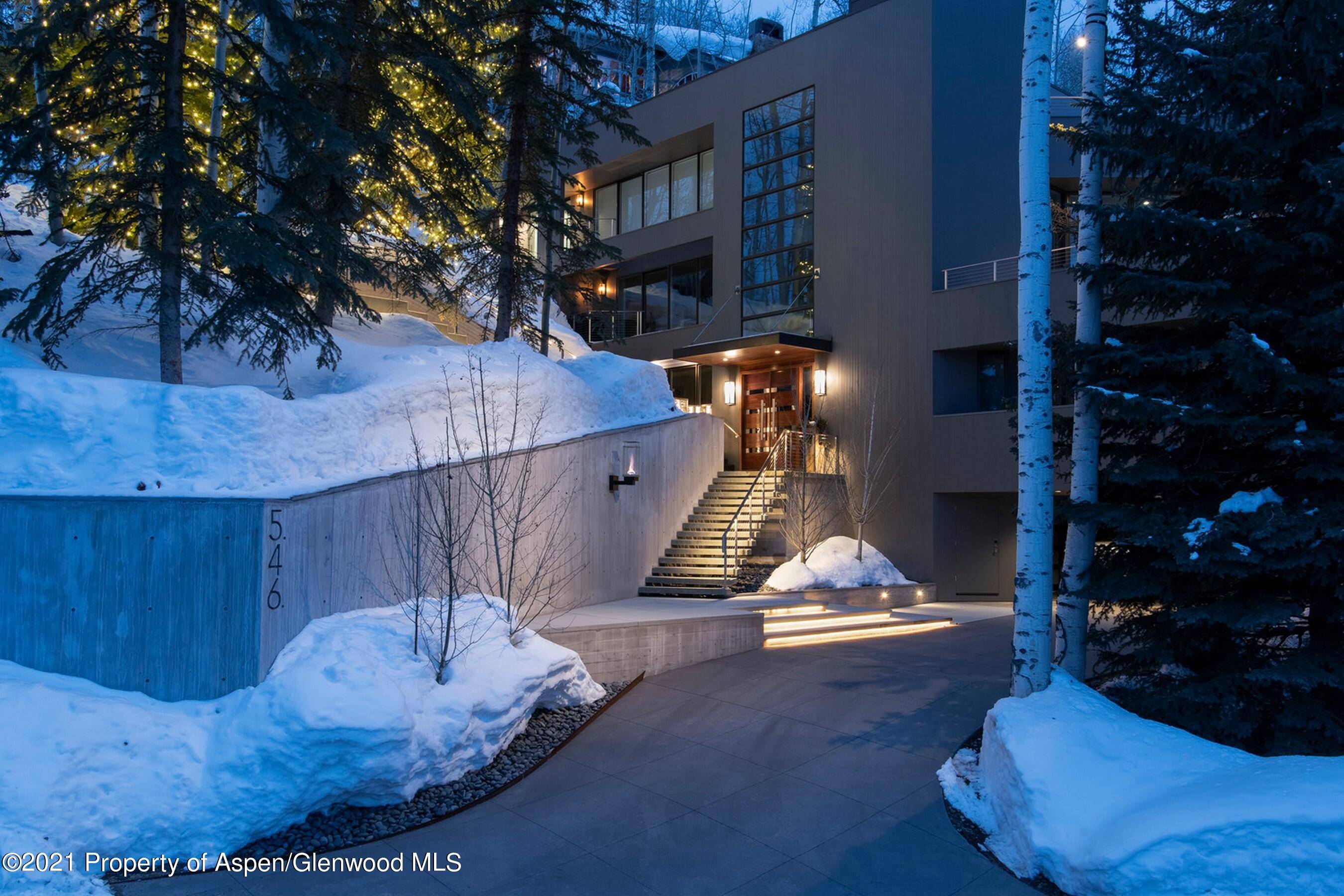 Ski right out your front door and then sit by the fire each night to take in the gorgeous mountain sunsets.
