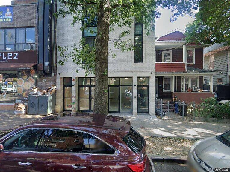 store for rent any kind of business steps away from Roosevelt.