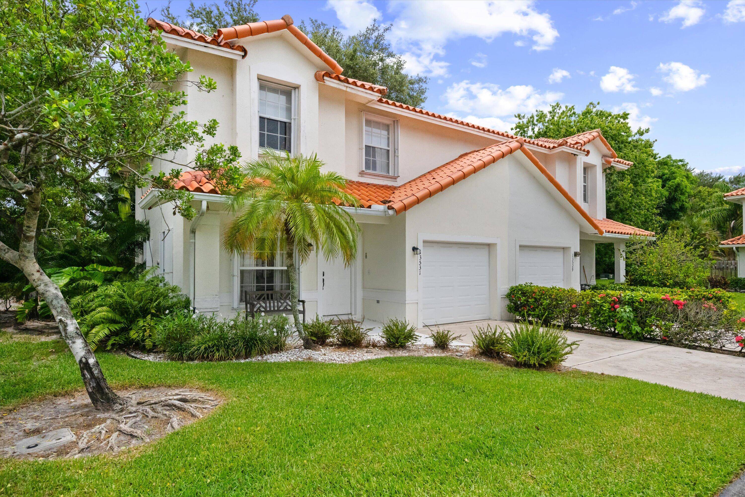 This beautifully renovated three bedroom townhouse offers comfort, charm, and convenience near all major equestrian venues.