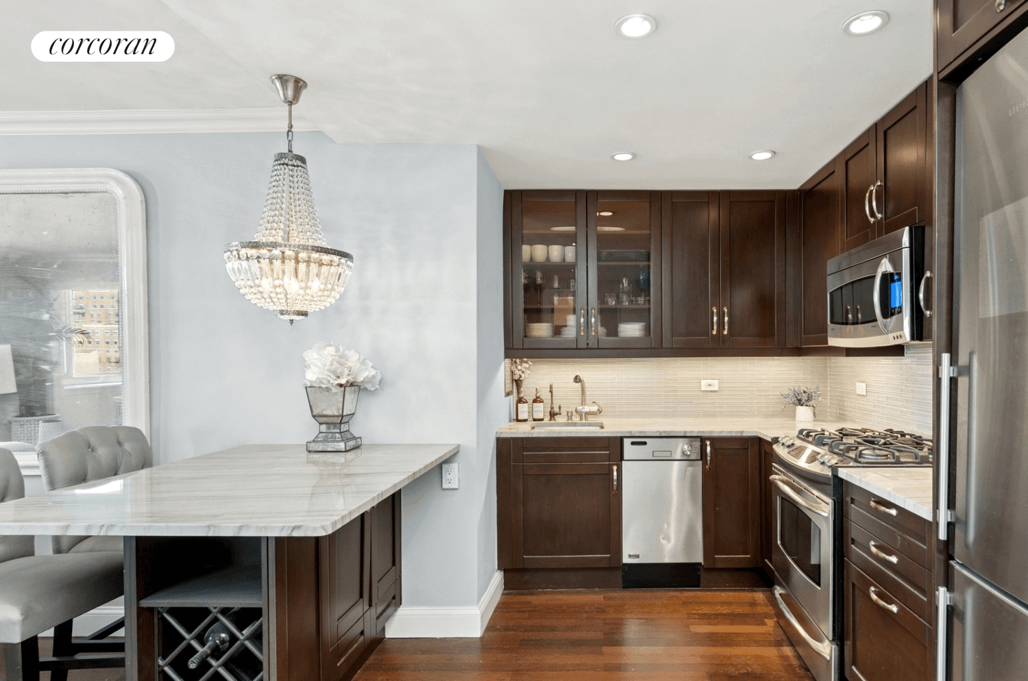Situated on a picturesque, tree lined cobblestone street in the heart of the West Village, this sunlit, renovated one bedroom apartment offers panoramic eastern views from all rooms of New ...