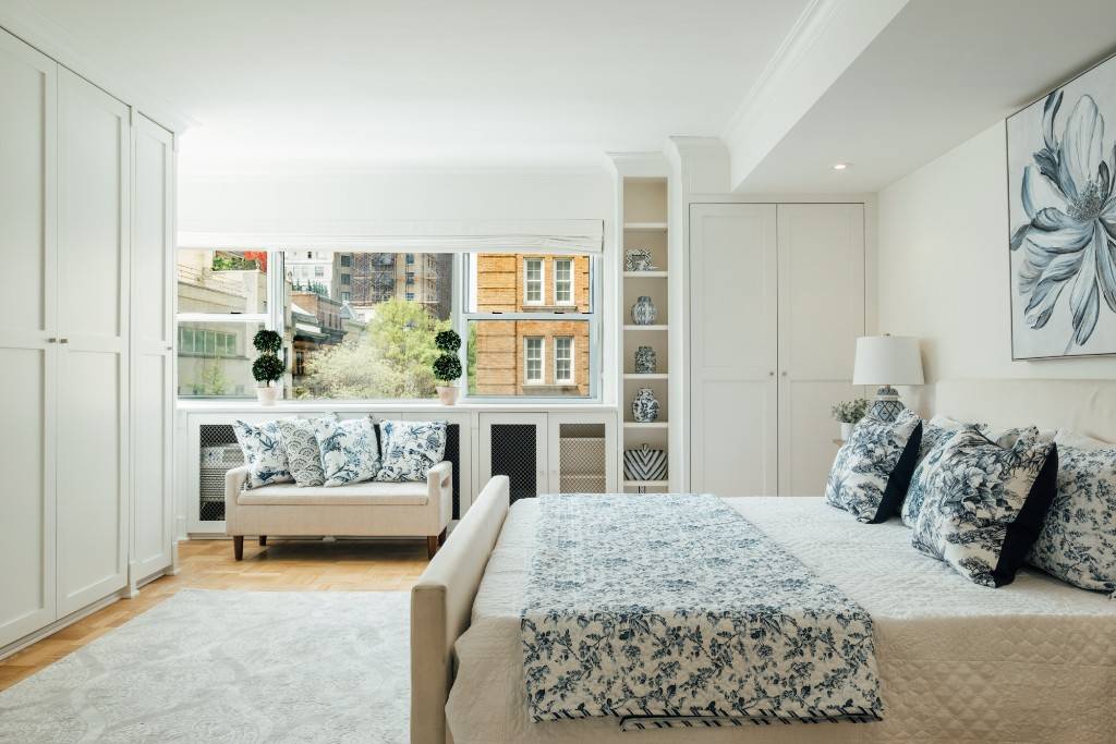 Perhaps the finest location in all of New York, this expansive four bedroom condominium residence is located across the street from the legendary Carlyle Hotel as well as The Mark, ...