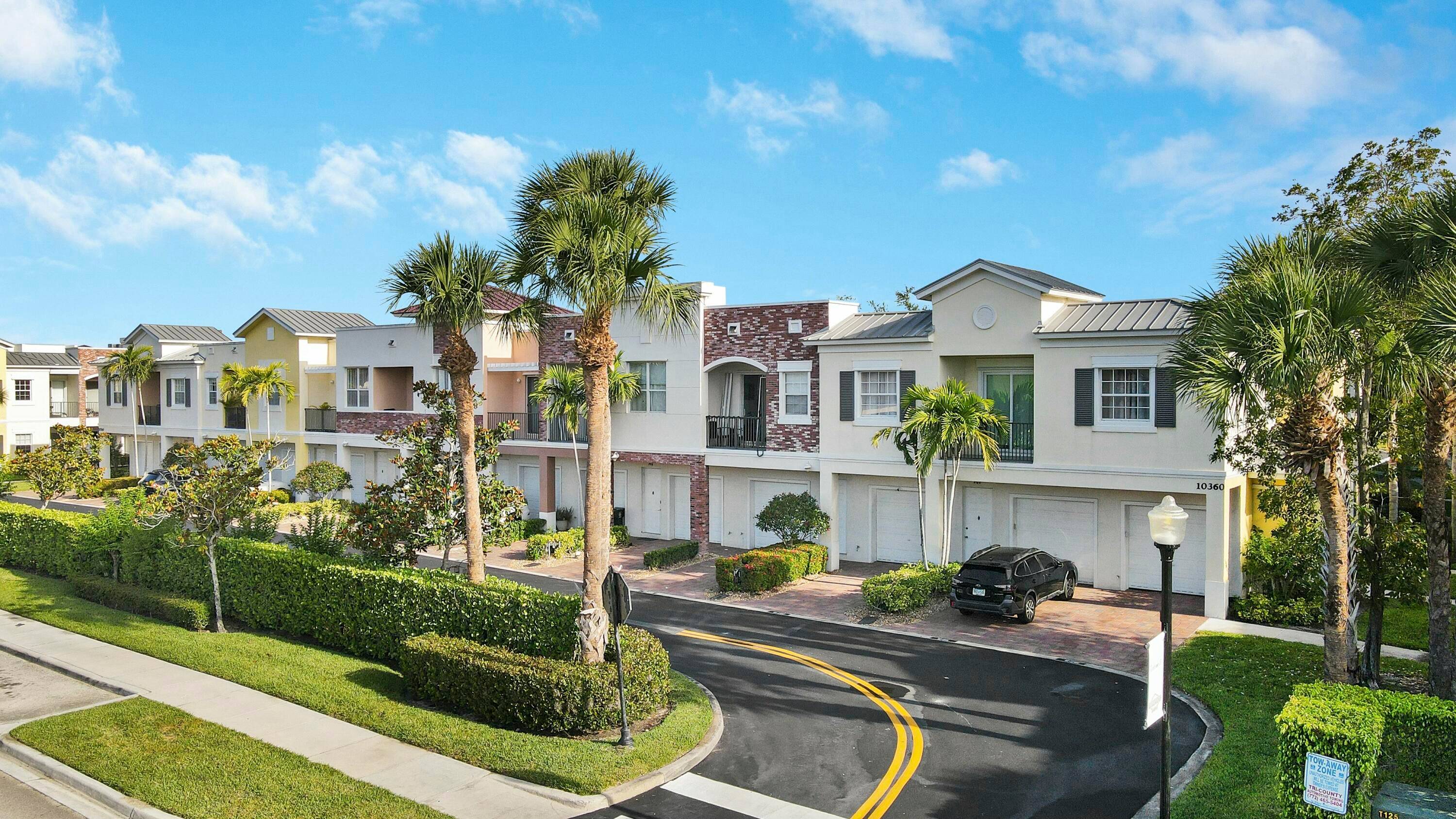 This beautifully updated 2 bedroom, 2 bath home with a 1 car garage offers the perfect blend of comfort and convenience.