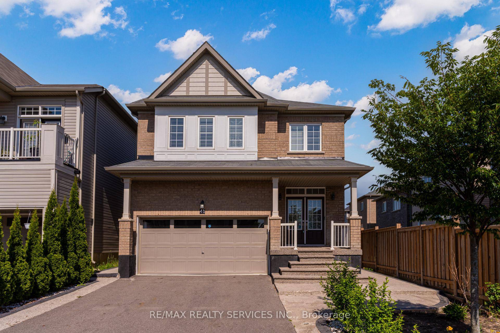 Welcome to 41 Evergreen Lane, a stunning family home in Empire's master planned community in Caledonia vibrant, growing neighborhood just minutes from Hamilton International Airport.