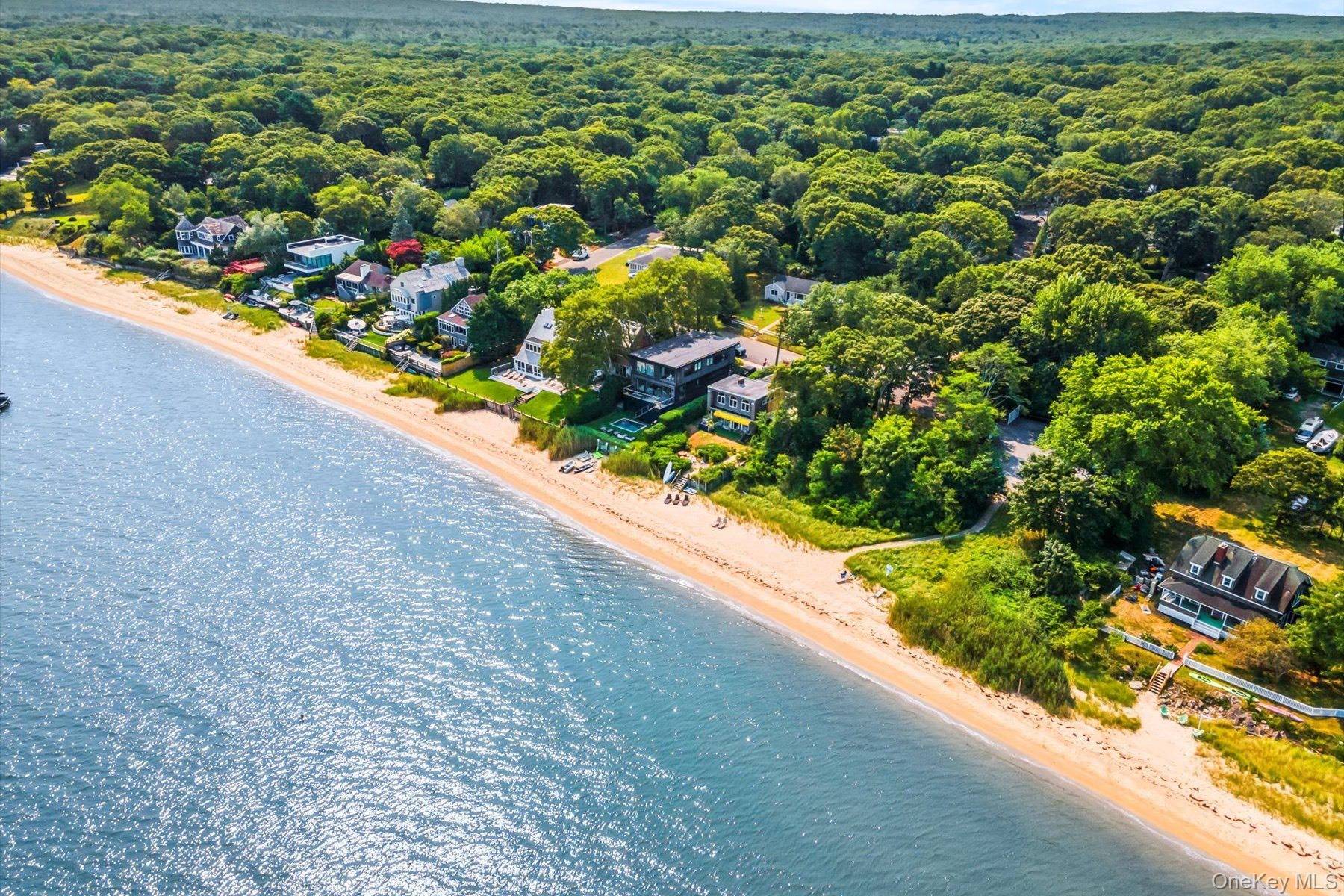 New 4BR New Construction with Water Views Sag Harbor Village Presenting an exceptional opportunity to own a stunning new property in the coveted Azurest community of Sag Harbor, NY.