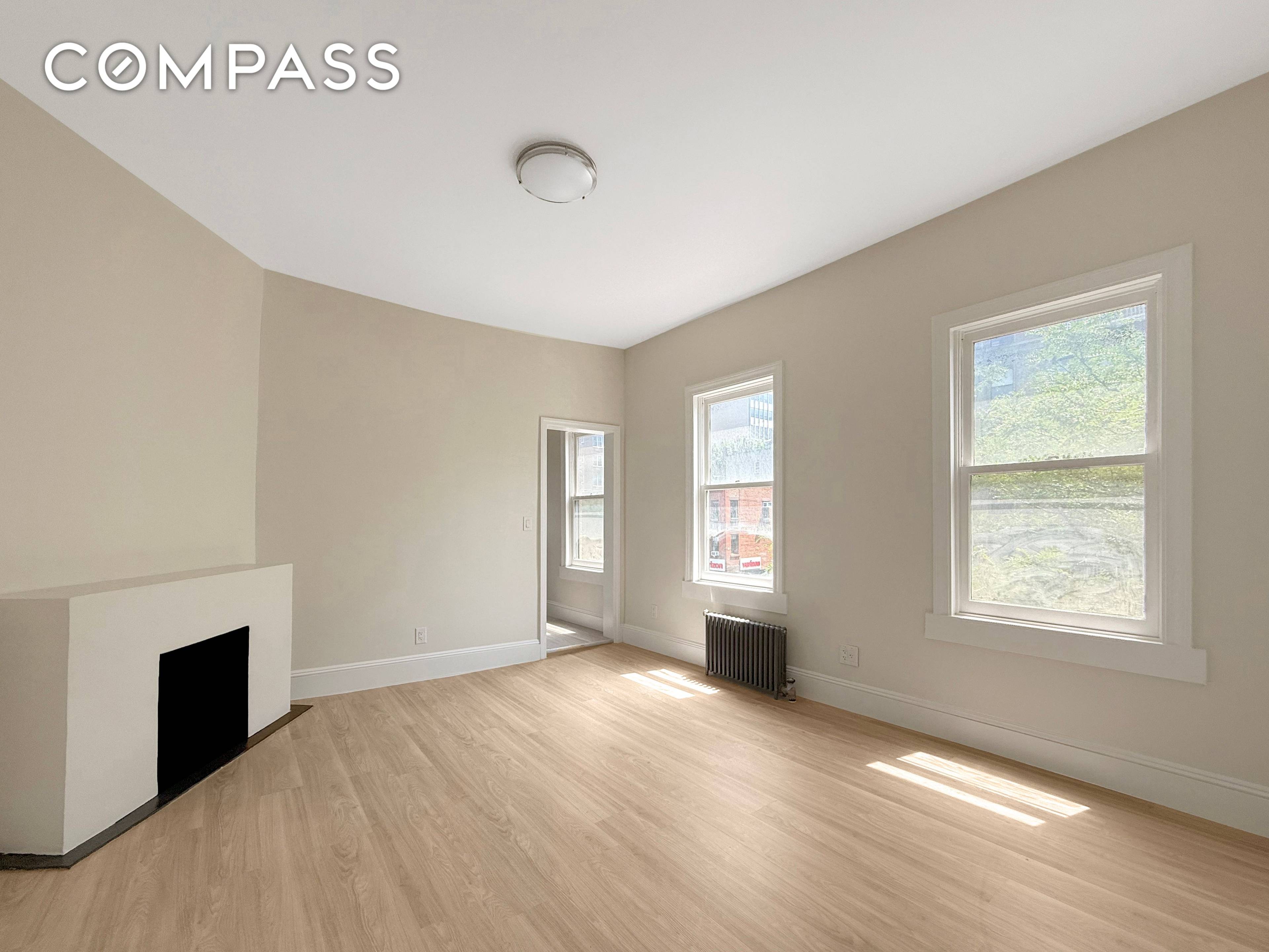 West 10th amp ; 6th Ave Prime West Village Be the first to live in this brand new gut renovated 1BR with eastern facing windows and inunit washer dryer.