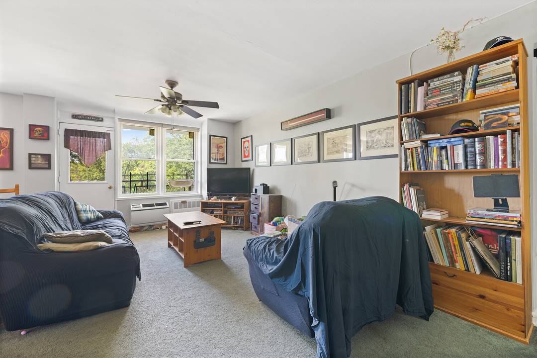 These photos have been virtually staged and some items have been removed for purposes of decluttering and for you to visualize the space as it has the potential to be.