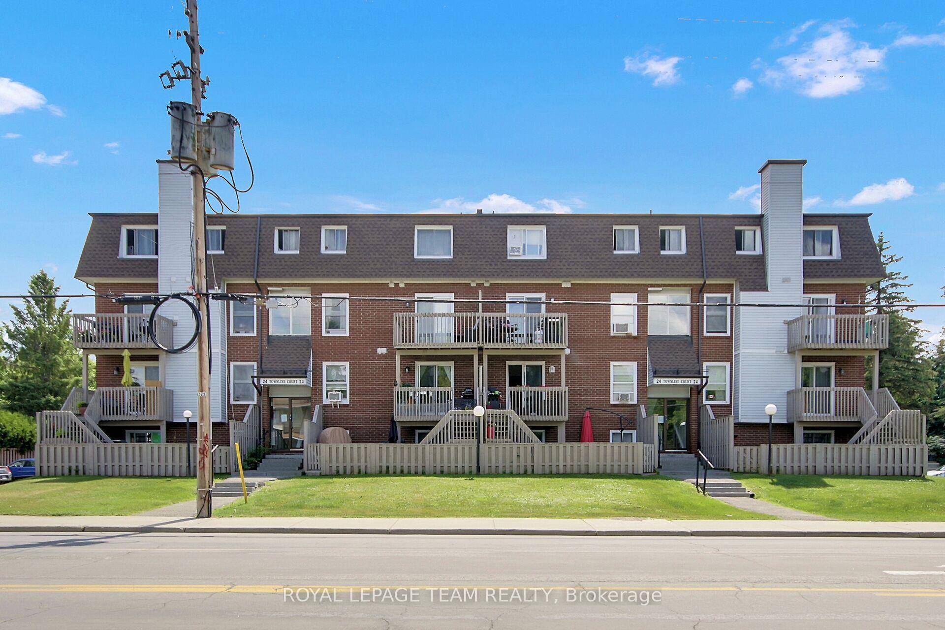 Welcome to this bright and spacious 2 bedroom, 2 bathroom, two level condo in the heart of Carleton Place !