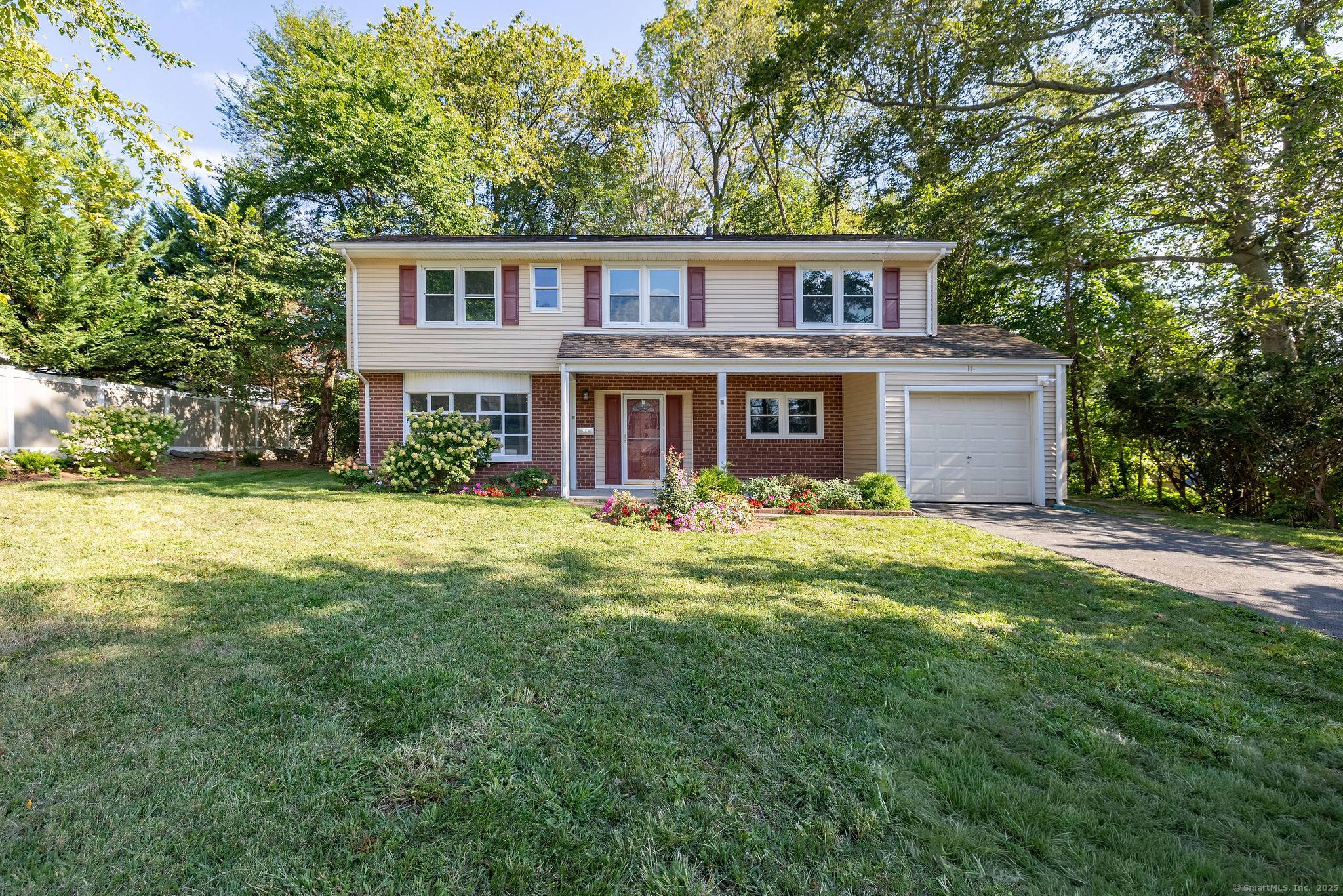 Convenience sophisticated style is what you get with this beautifully renovated 3 bed, 2.
