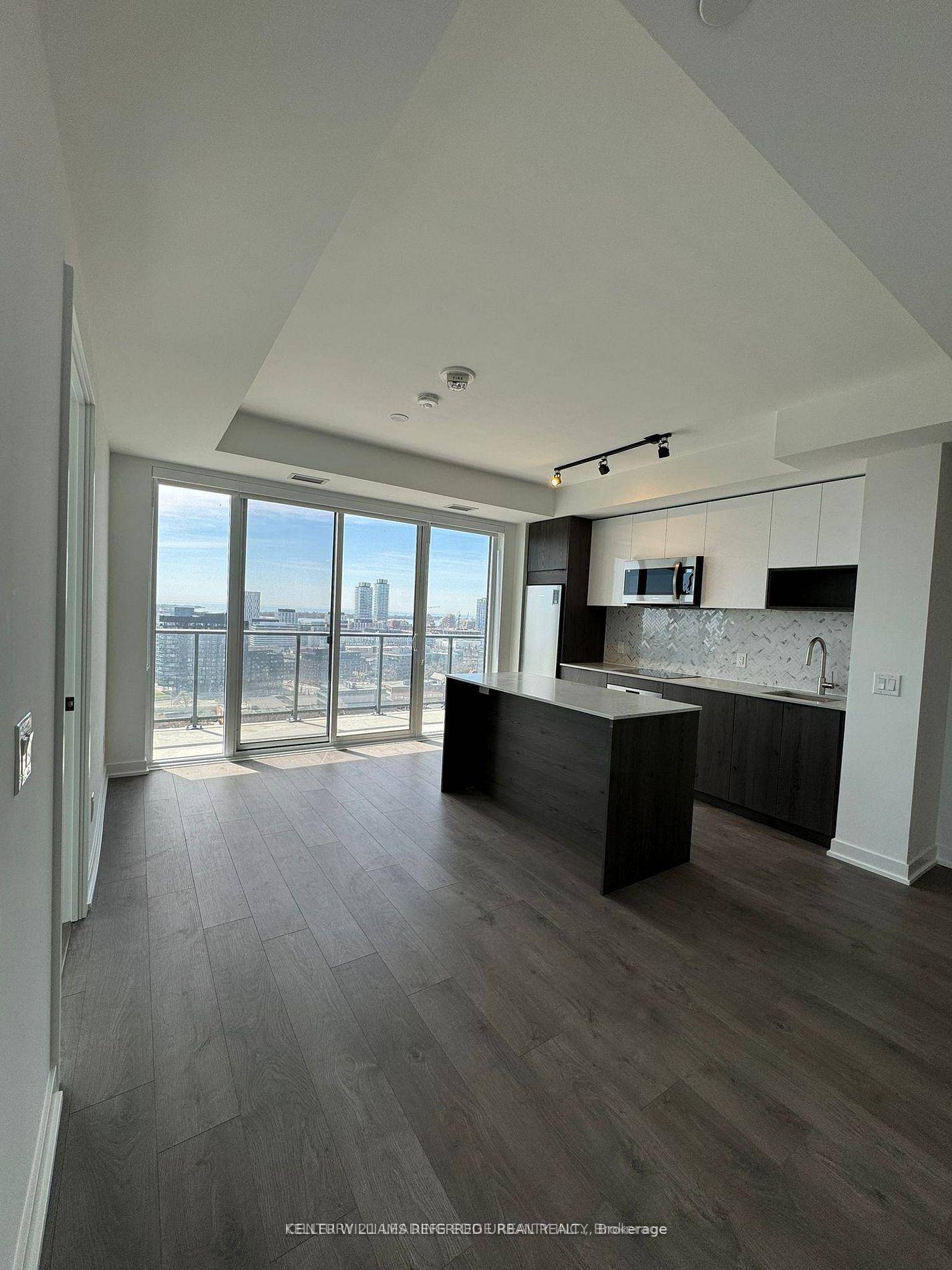 In Between Corktown amp ; Riverside this brand new never lived in building offers a blend of contemporary design, craftsmanship, and unrivaled convenience.