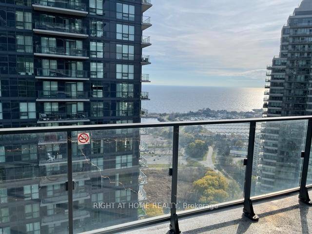 South Exposure ! Breathtaking, unobstructed views of Lake Ontario and Humber Bay Park from the 36th floor.