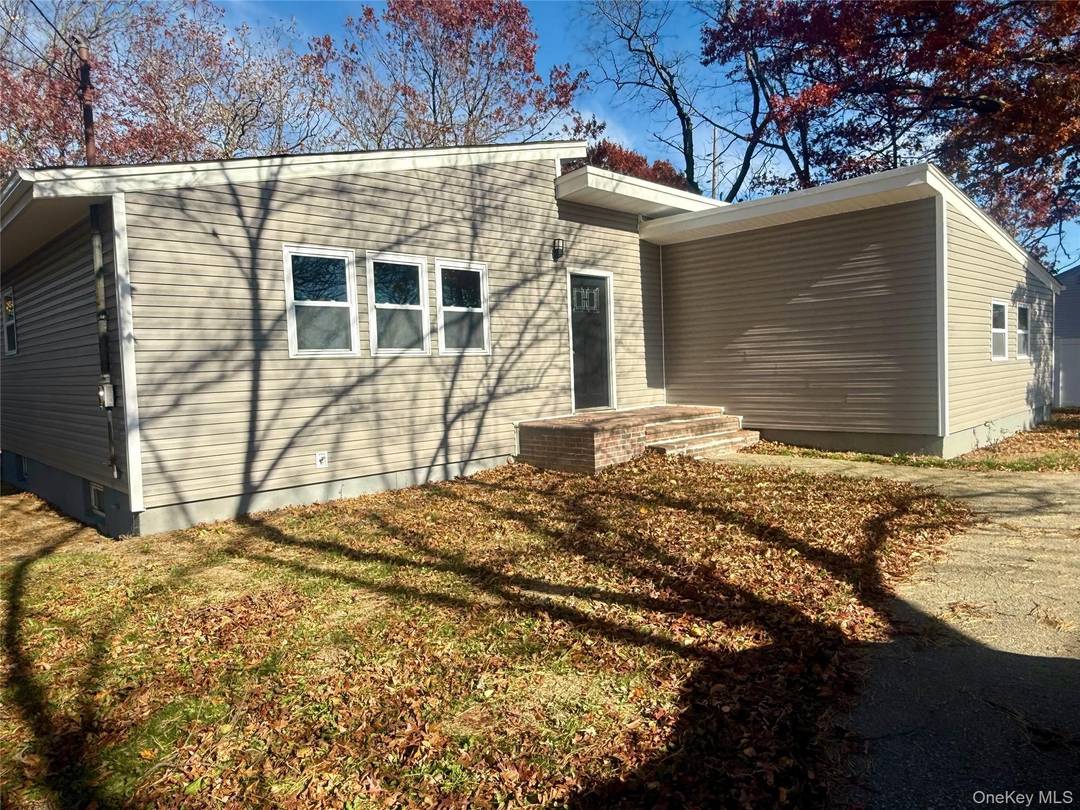 Discover a Beautifully Updated Ranch With a Contemporary Flair and a Fantastic Full Basement.