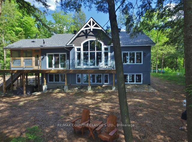 Escape to the perfect retreat just two hours from Toronto.