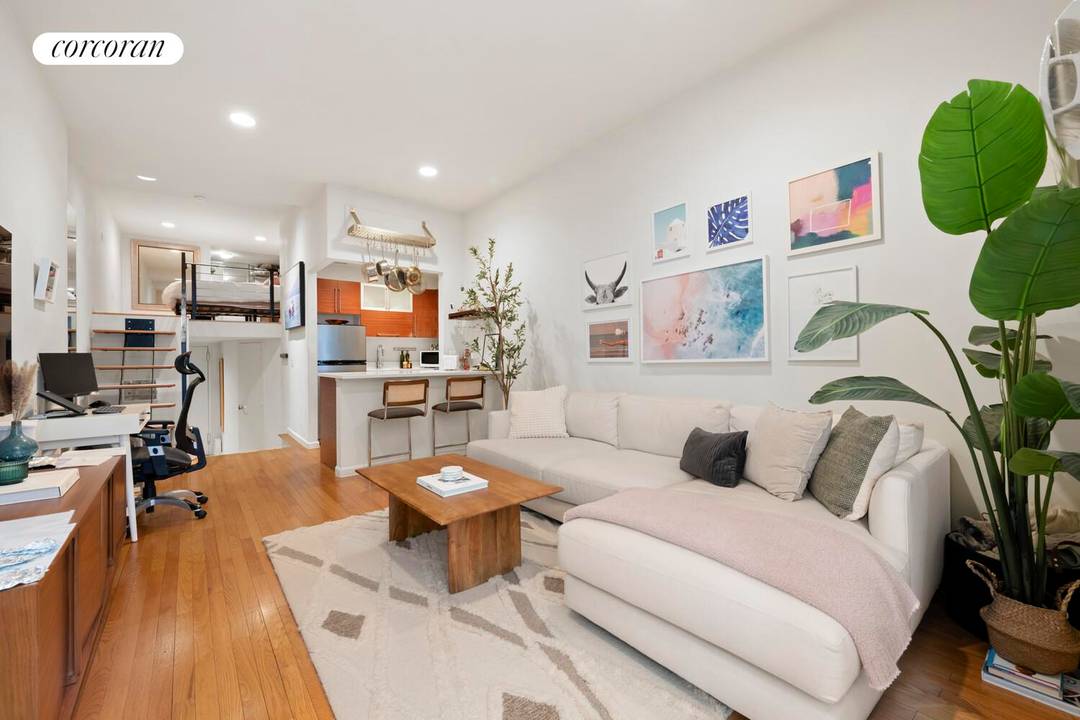 Located in the heart of Greenwich Village, this loft like studio with a 9'6 ceiling, separate sleeping loft, and private balcony offers an open, airy feel and excellent natural light.