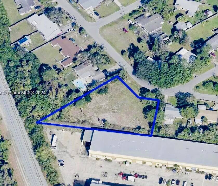 CLOSE TO 1 ACRE !. and CLEARED RECENTLY.