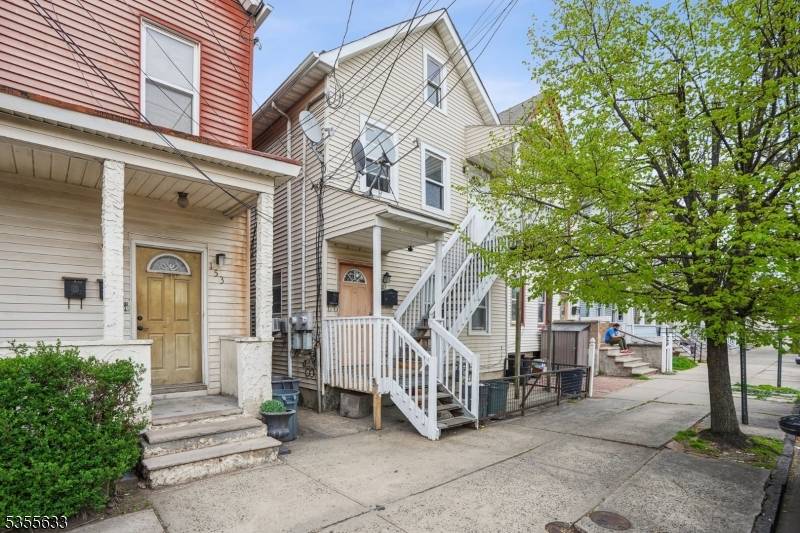 This well maintained two family home presents an excellent investment opportunity !