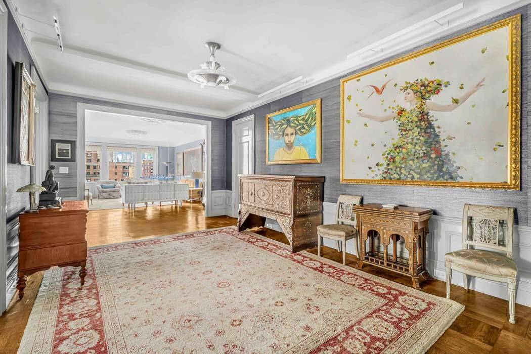 Perfectly positioned on the 10th floor of a distinguished full service pre war cooperative at 82nd Street and Madison Avenue, this impeccably renovated four bedroom, three bathroom residence offers grand ...