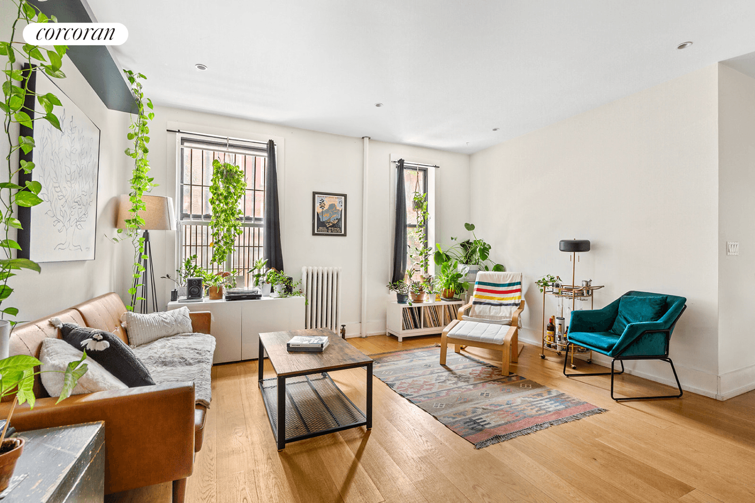 New to the market ! Custom designed by a composer for solitude and artistic creation this pre war home, with 9 foot ceilings, is upgraded for the 21st century lifestyle.