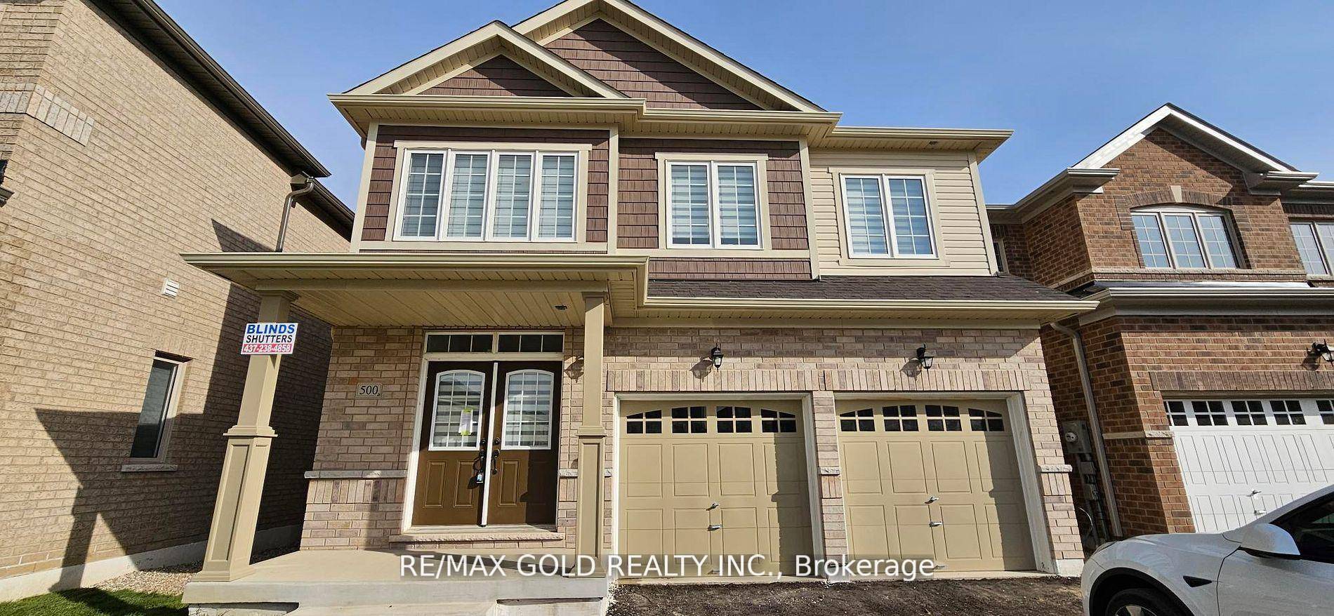 FULL HOUSE INCLUDING BASEMENT RAVINE LOT and 4 Bedroom 4 washroom, 2900 sq ft of SHEER LUXURY.