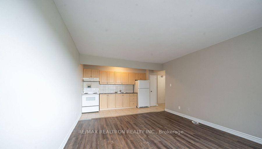 Fabulous Location, Close To Everything.