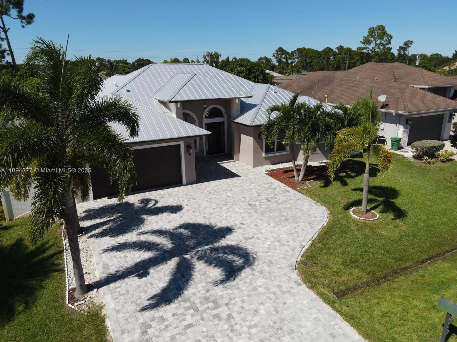 Move in ready and fully remodeled with high end finishes, this stunning 6 bedroom, 3 bath CBS home plus den offers elegant living and a bright open floor plan.