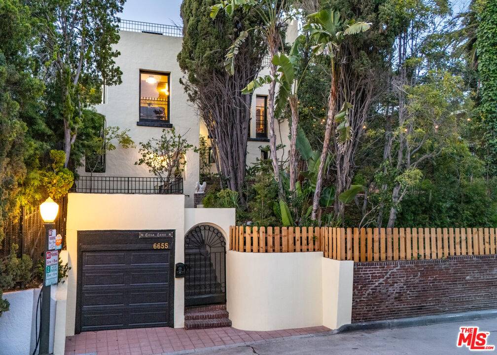 6655   Emmet Ter 2BR Hollywood Hills East La