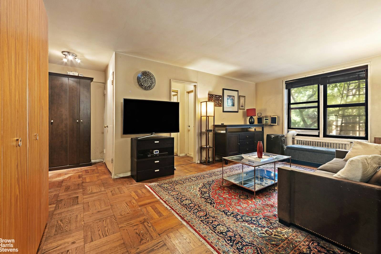 Affordable Upper East Side Living in a Luxury Full Service Co opOffered for the first time in years, this spacious studio features abundant storage, including three custom built closets by ...