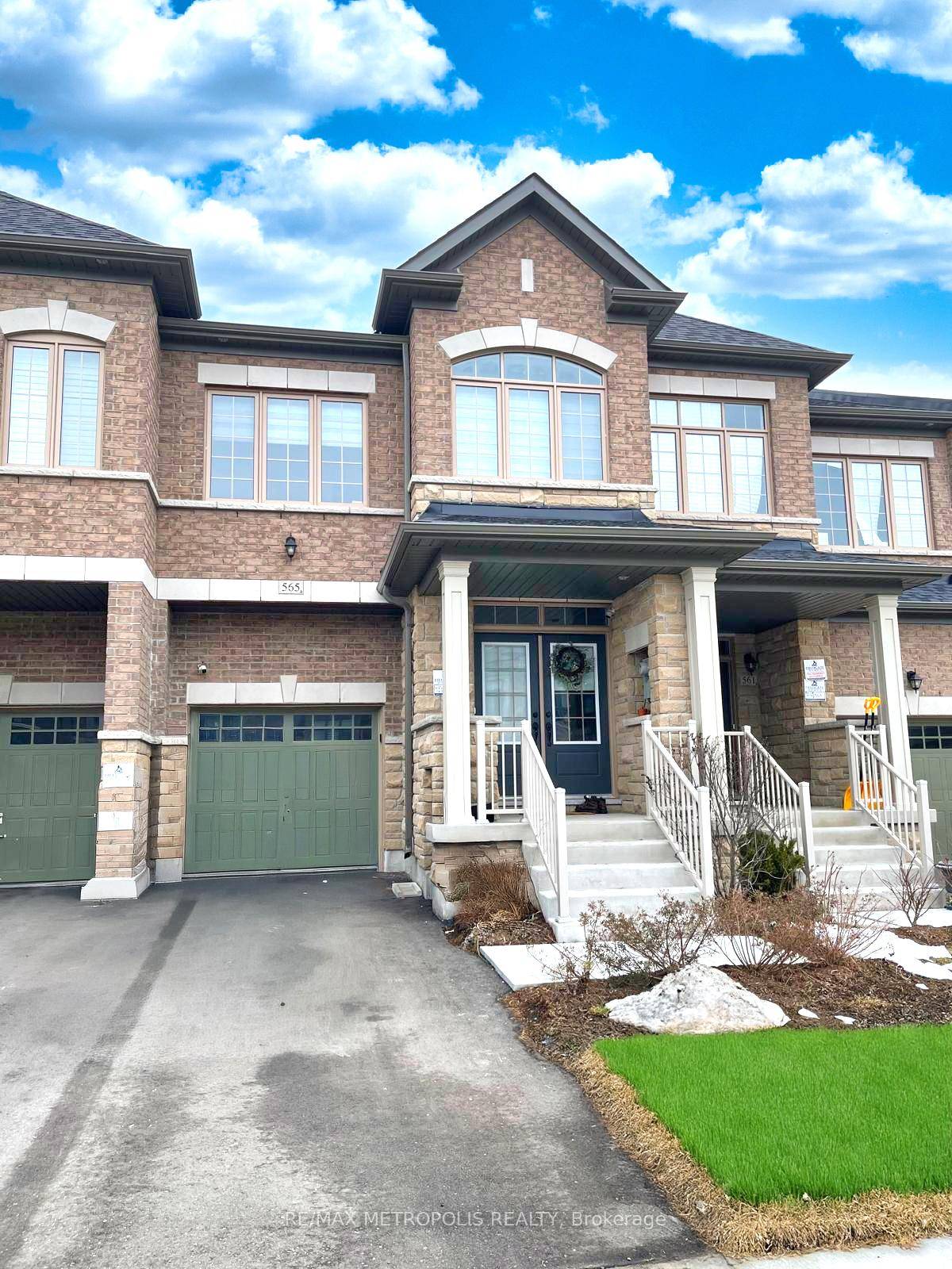 This stunning townhome, built in 2022, is located in the highly sought after Kleinburg community and offers 4 spacious bedrooms and 3 full bathrooms.