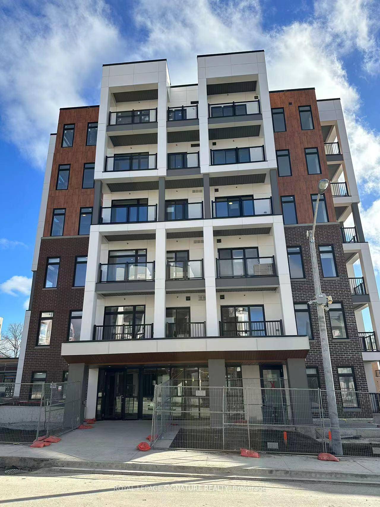 1 Bedroom And 1 Bathroom Unit.