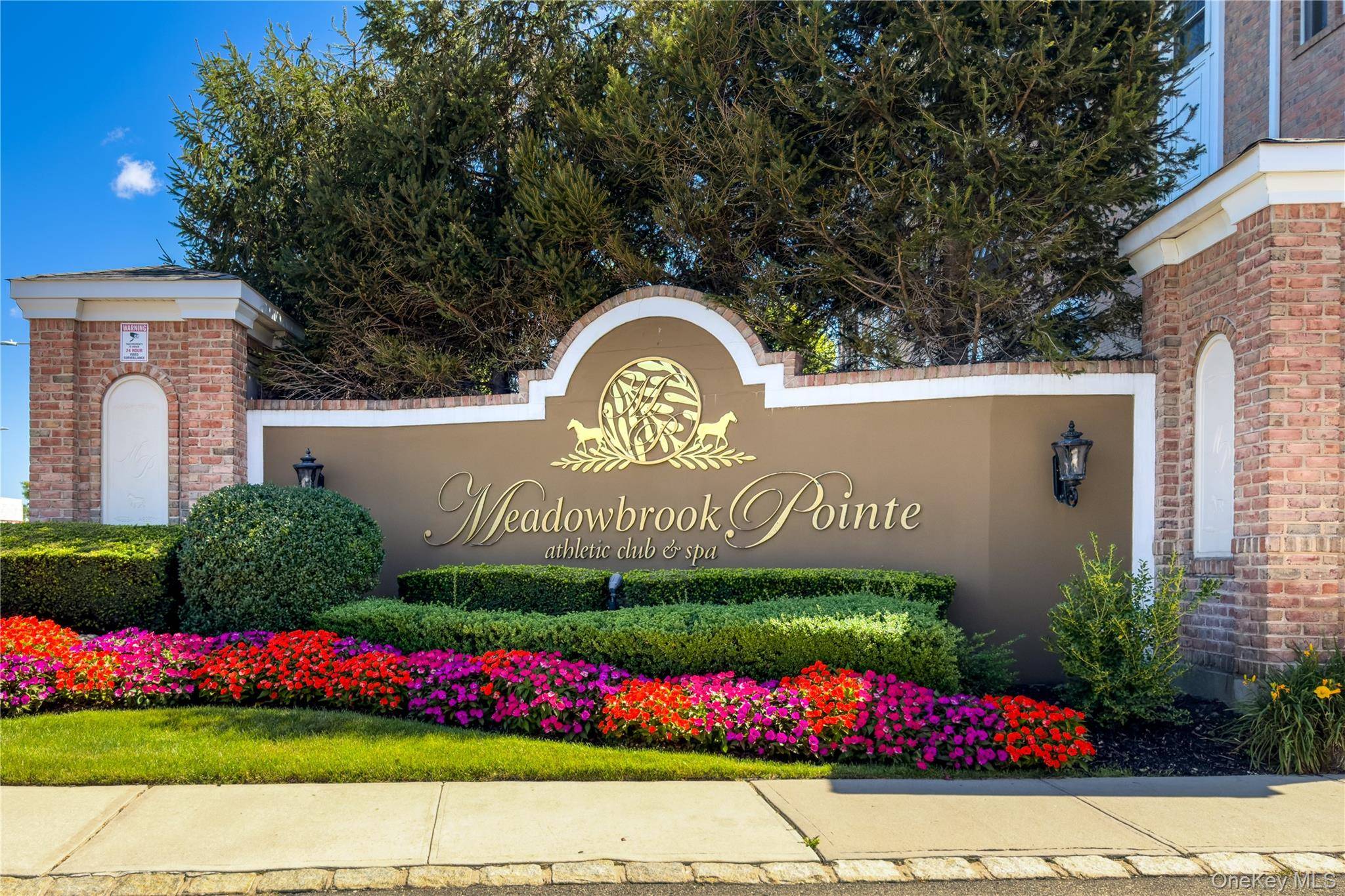 This elegant Fairmount model corner unit boasts two spacious bedrooms with a walk in closet, two bathrooms, crown molding and tray ceiling, Hardwood floors throughout, Gourmet eating kitchen with stainless ...