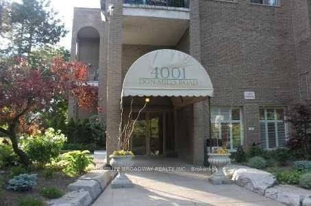 Beautiful 4 Bedroom Townhouse Located High Demand Hillcrest Village, One Of Biggest Unit In the Complex, 2 Storey With Approximately 1, 400 Sq.