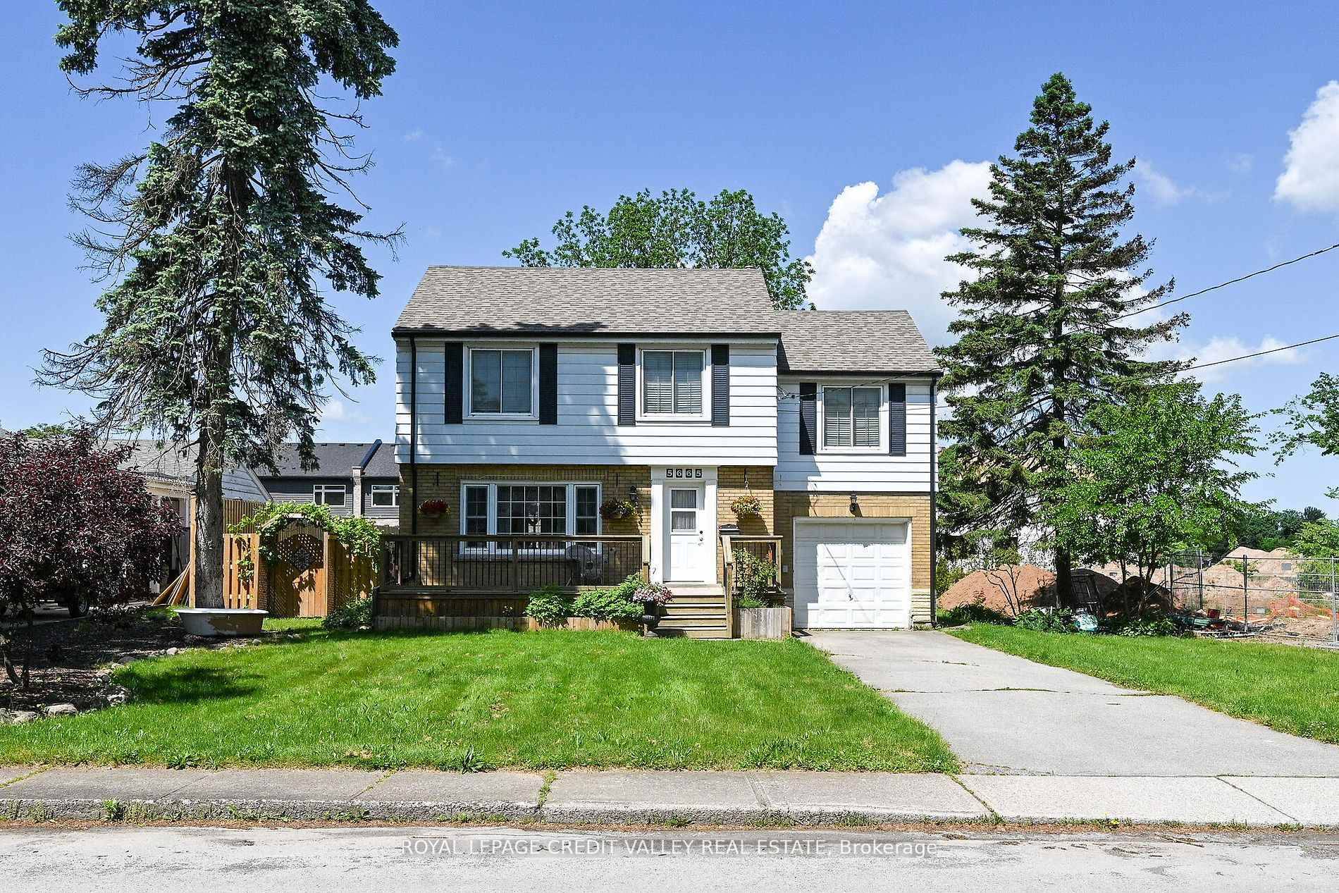 Beautiful 1 Bedroom Basement Apartment for Lease Niagara Falls Spacious and bright 851 sq.