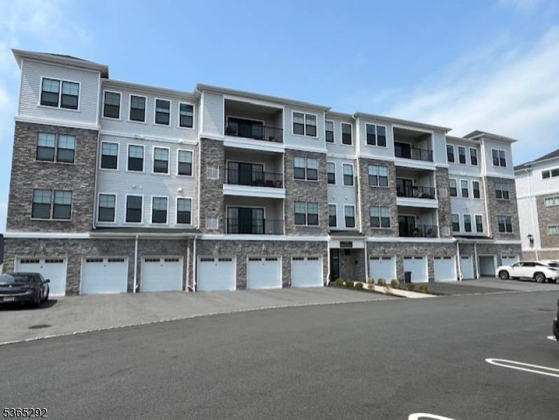 One floor living with beautiful finishes.