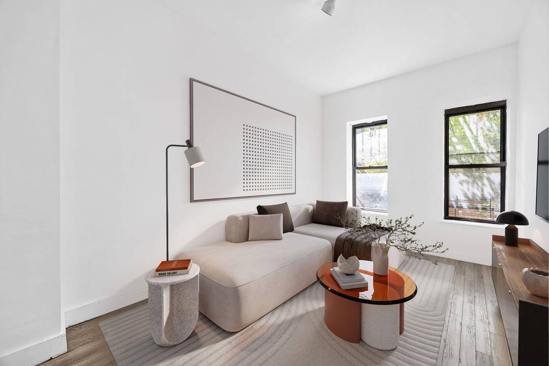 Unique 2 Bedroom Co op in Prime Williamsburg !