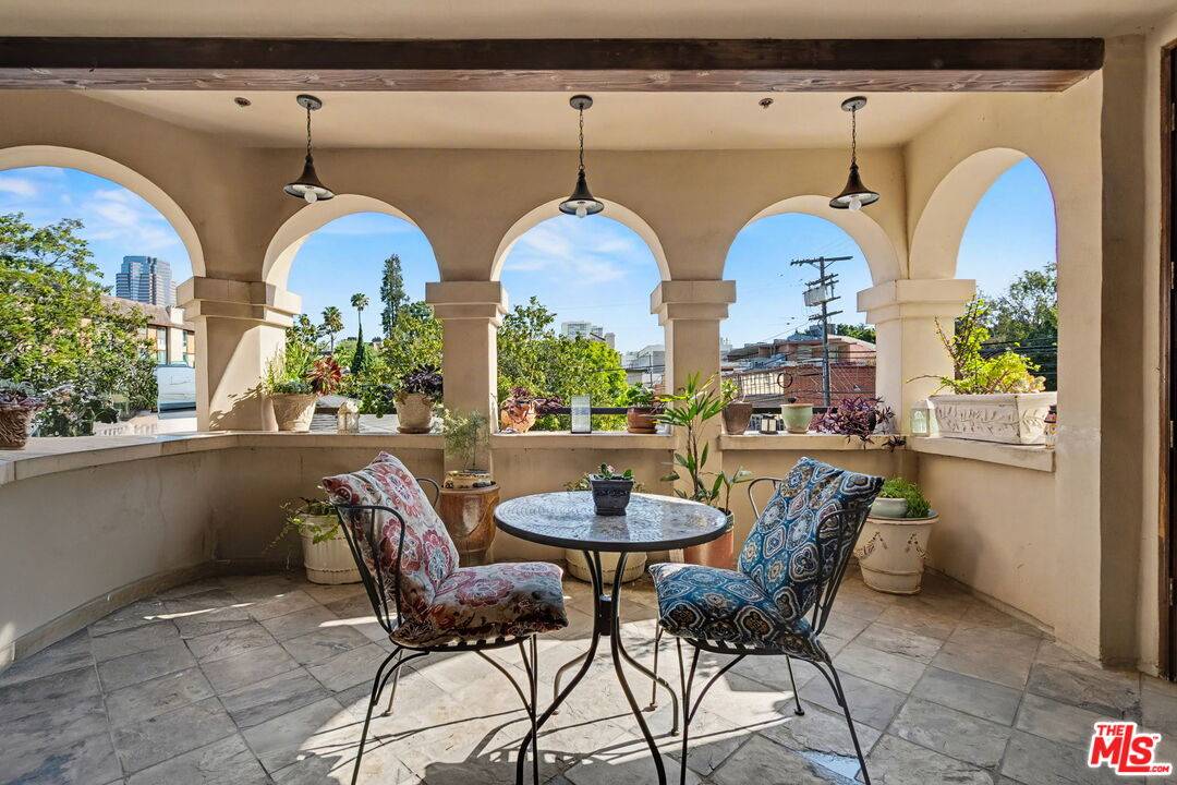 10364 Almayo Ave 2BR La