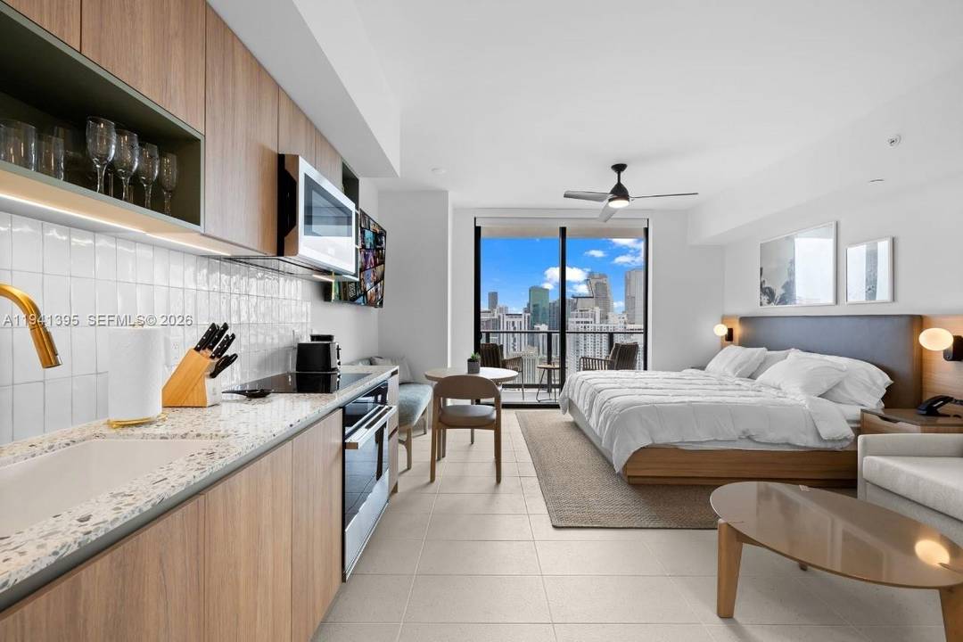 Turnkey investment studio at Natiivo Miami, Downtown s premier Airbnb friendly branded residence with daily rentals allowed and no rental restrictions.