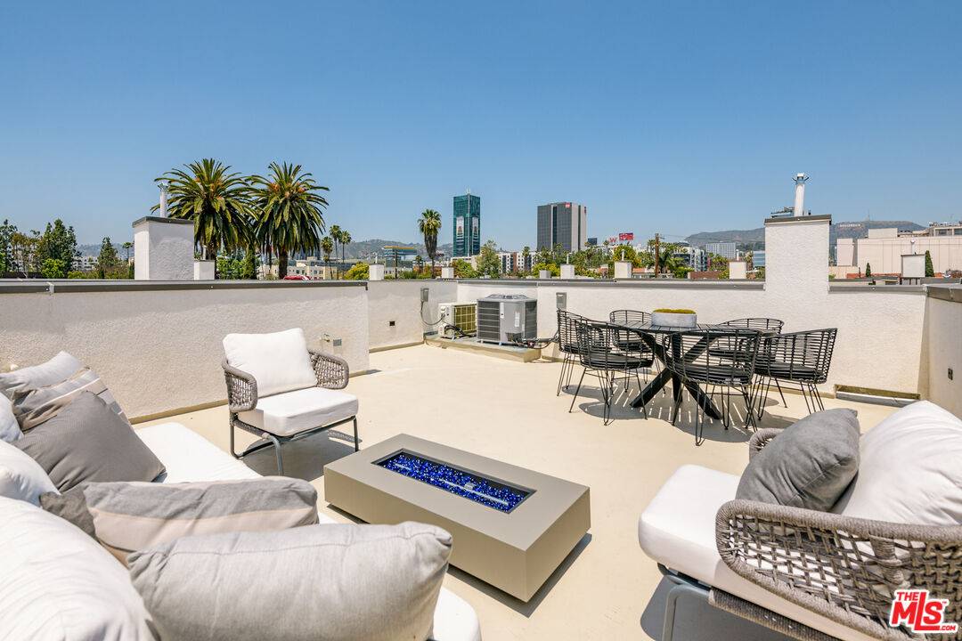 6120 Marbella Pl 3BR Hancock Park La
