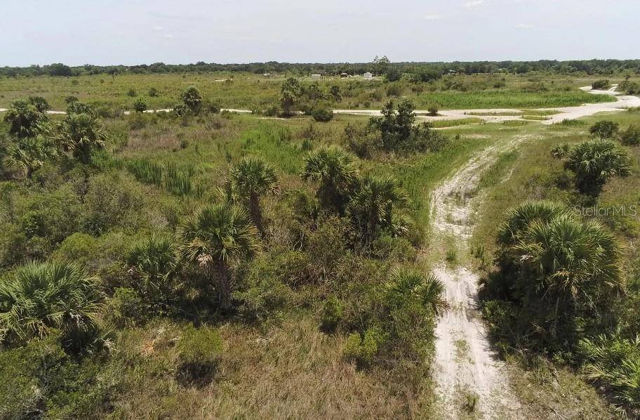 2. 5 Acres of Off Road Fun in Okeechobee !
