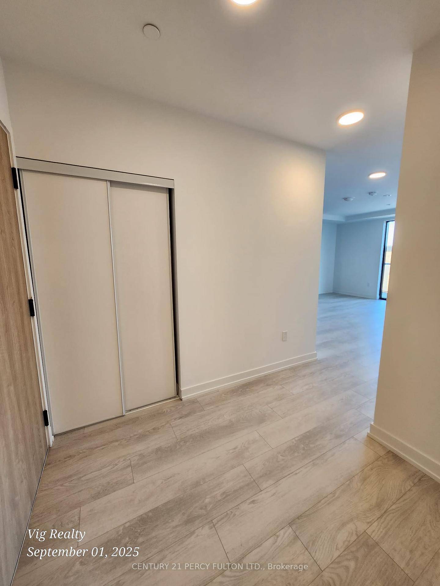 The Perfect Condo for Two Start your next chapter in this brand new 2 Bdrm condo in trendy South Etobicoke, designed with modern people in mind.