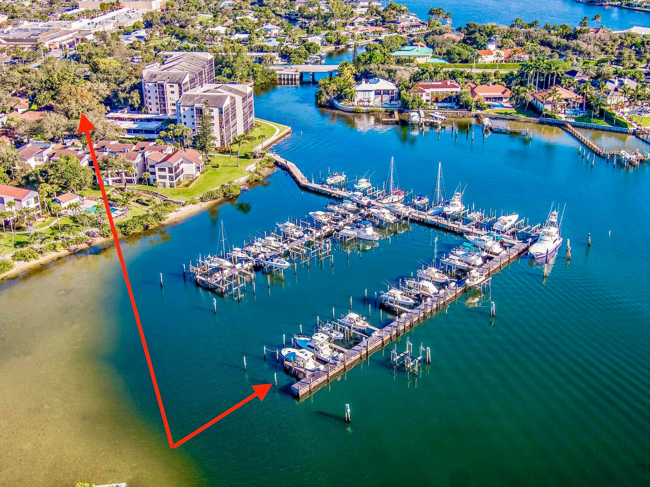 50' BOAT SLIP INCLUDED ! In North Palm Beach !