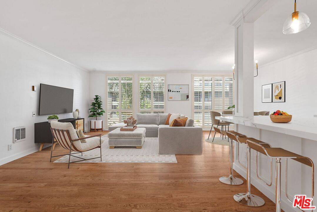 7270   Hillside Ave 1BR Hollywood Hills East La