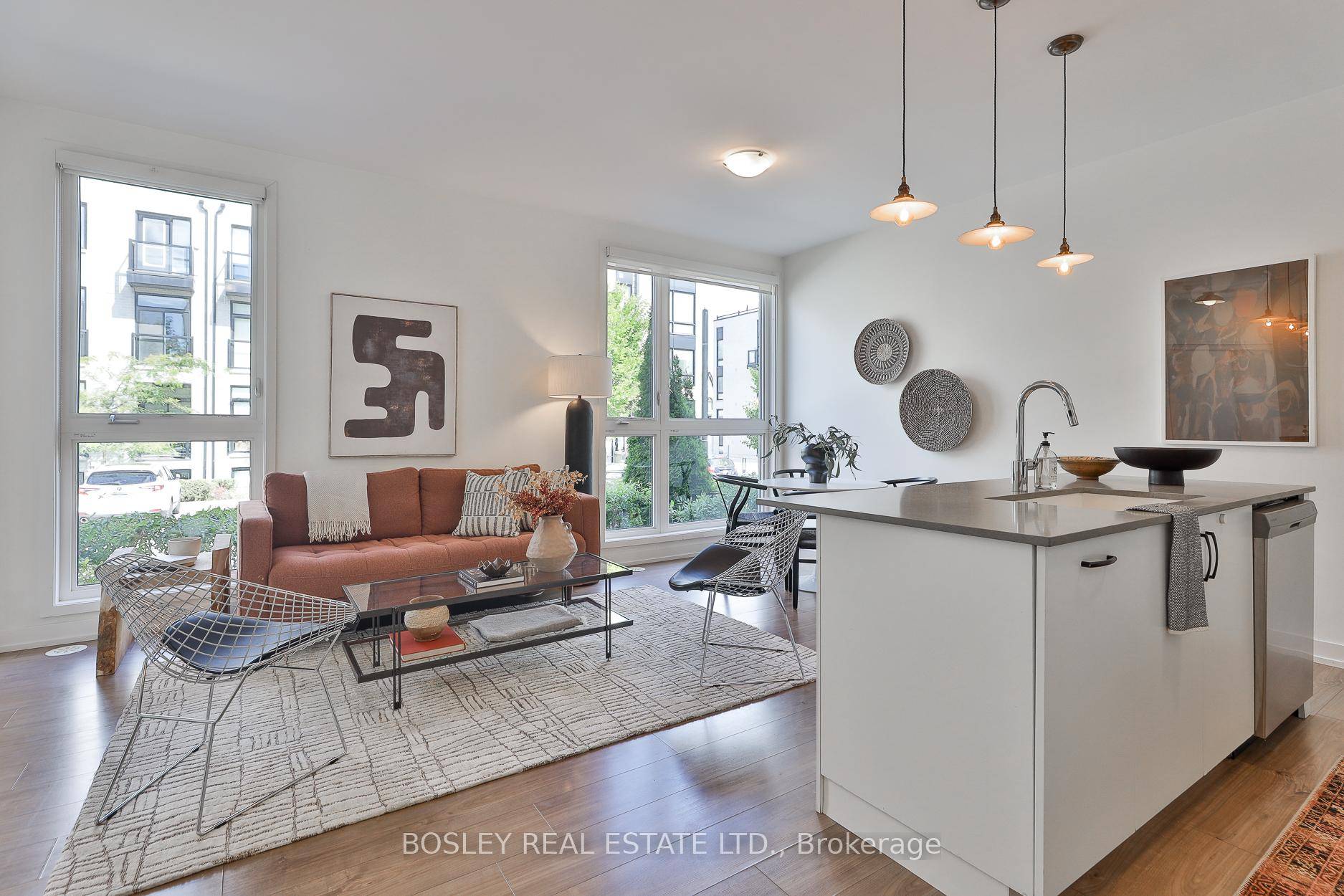 You'll Be Fawning Over Florence A Modern And Contemporary End Unit Townhome With 3 Spacious Bedrooms, 4 Stylish Bathrooms And Over 2000 Square Feet Of Flawless Living Space Spanning 4 ...