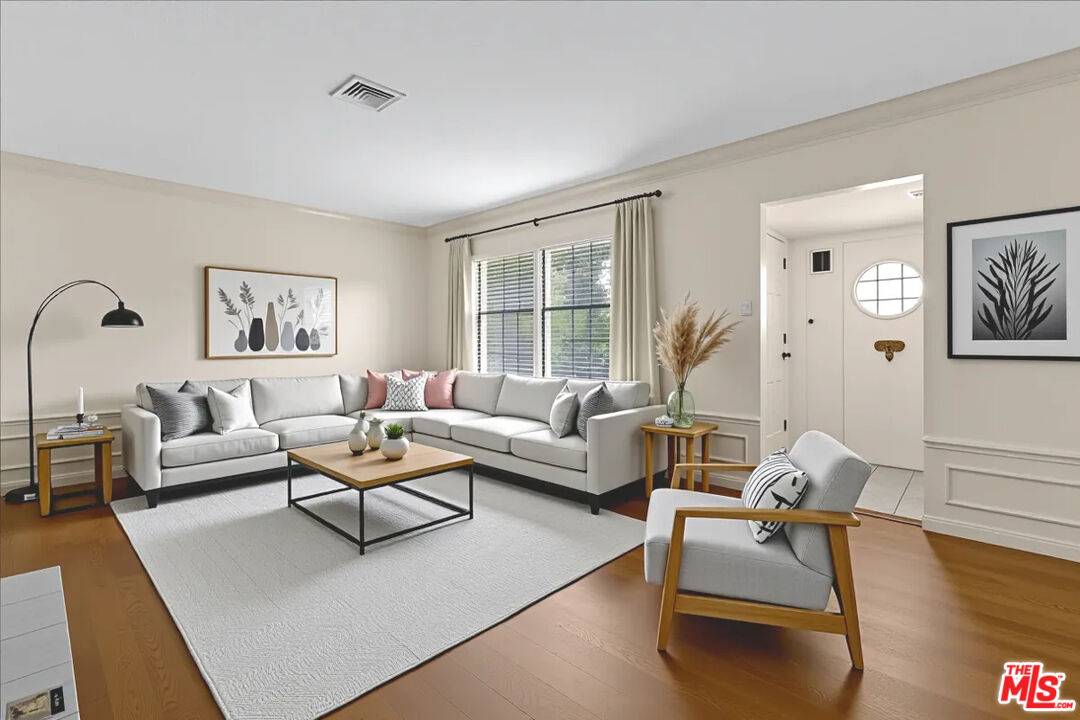5981   Pickford St 3BR Beverlywood La