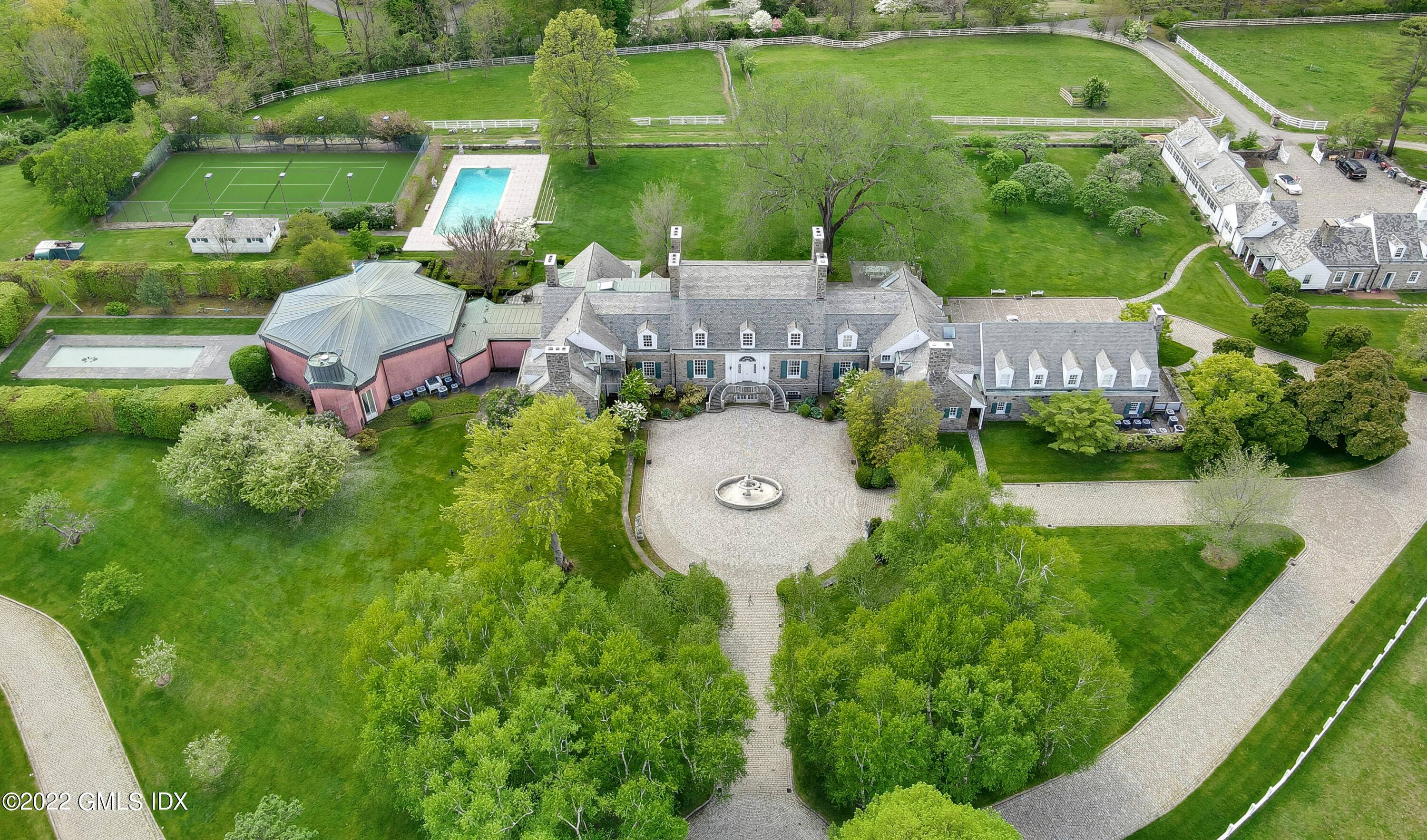 'Robin Hill Farm'.. Available for the first time in over a generation.