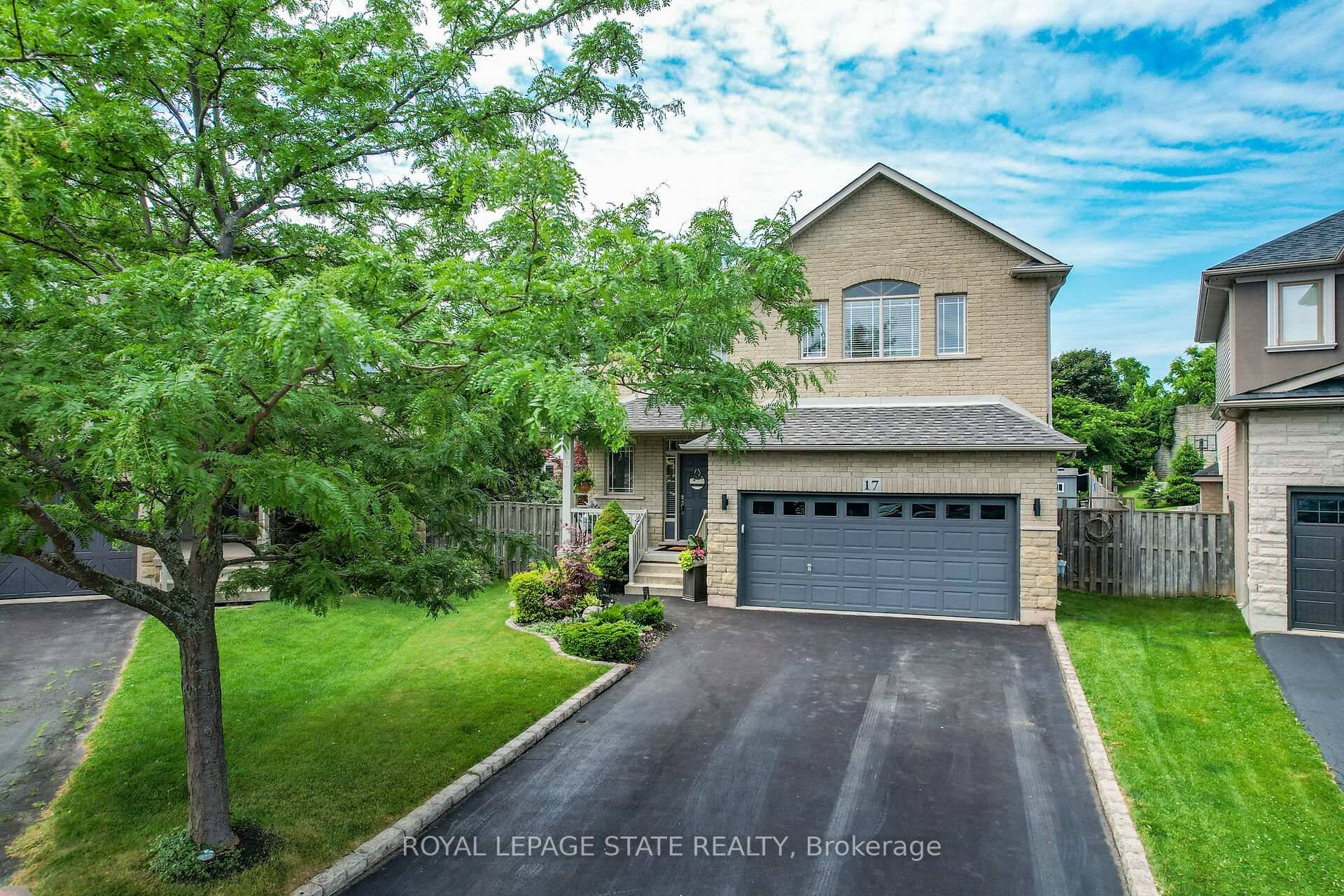 Welcome home to Plum Tree Lane in scenic Grimsby.
