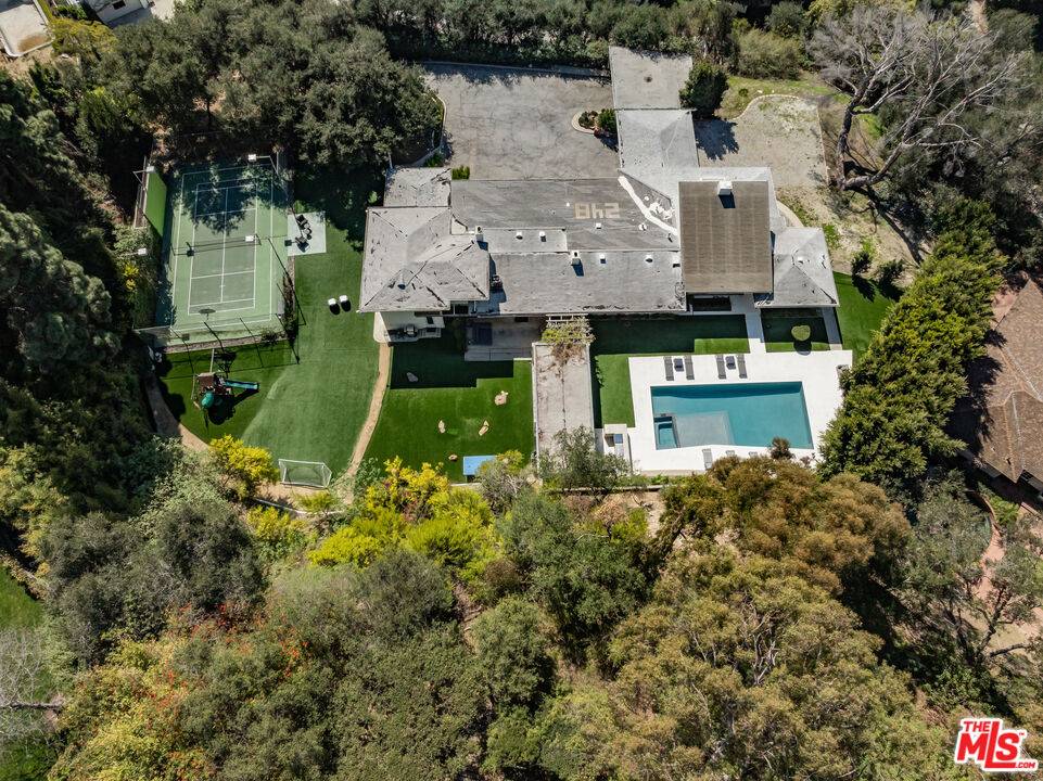 248  N Glenroy Ave 5BR Brentwood La